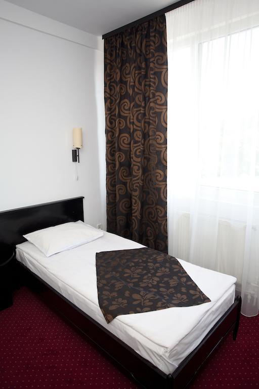 Hotel Terra Oradea Exteriér fotografie