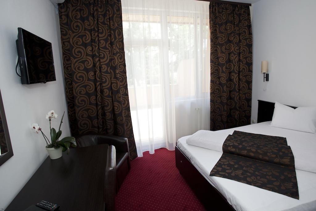 Hotel Terra Oradea Exteriér fotografie