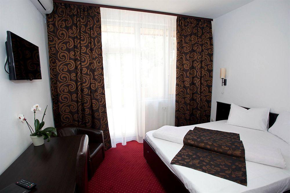 Hotel Terra Oradea Exteriér fotografie